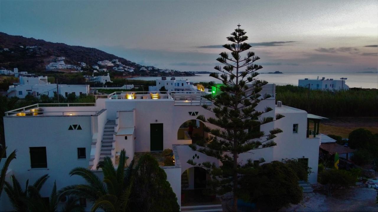 Studios Vrettos Beachfront Hotel Pláka Extérieur photo